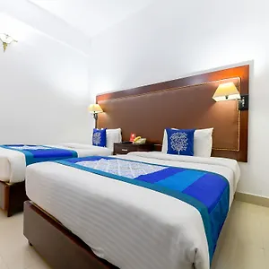 Hotel Oyo 7188 Ajantha Regency, Kochi